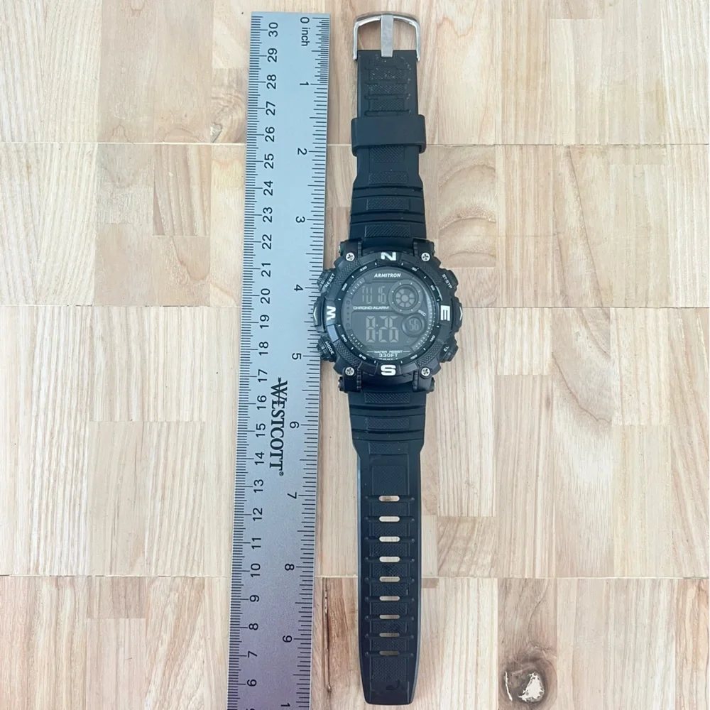 Armitron pro sport chrono alarm digital watch NEW BATTERY
